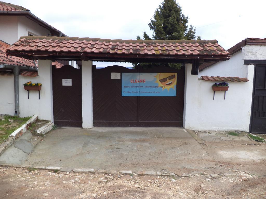 Elbarr Rogachevo Hotel Exterior foto